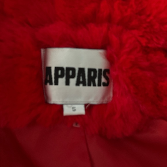 Red like new apparis faux fur coat - Picture 4 of 4